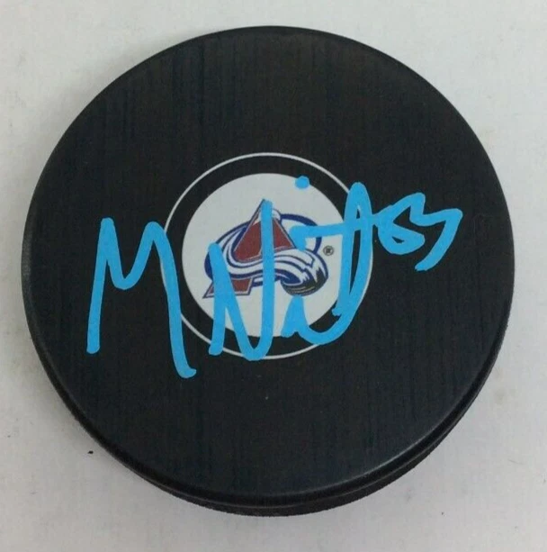MATT NIETO SIGNED AUTOGRAPHED COLORADO AVALANCHE HOCKEY PUCK W/ CASE COA