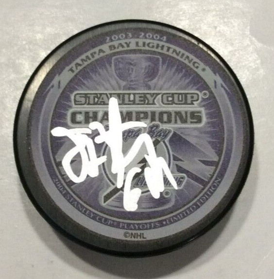 JAY FEASTER SIGNED TAMPA BAY LIGHTNING 2004 STANLEY CUP HOCKEY PUCK W/ CASE COA