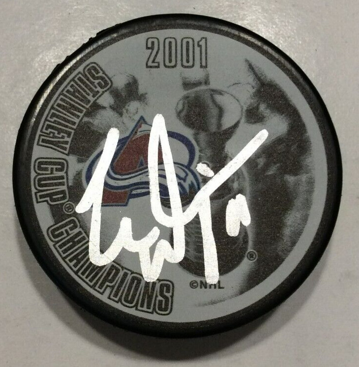 CHRIS DINGMAN SIGNED COLORADO AVALANCHE 2001 STANLEY CUP HOCKEY PUCK W/ CASE COA