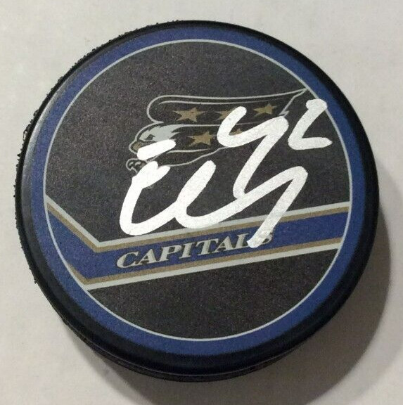 MARTIN FEHERVARY SIGNED WASHINGTON CAPITALS HOCKEY PUCK W/ CASE COA