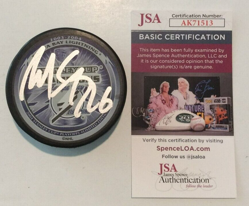 MARTIN ST. LOUIS SIGNED TAMPA BAY LIGHTNING 2004 STANLEY CUP PUCK W CASE JSA COA