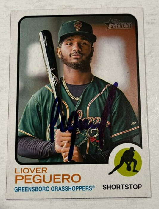LIOVER PEGUERO SIGNED 2022 TOPPS HERITAGE MINOR LEAGUE BASEBALL CARD AUTO