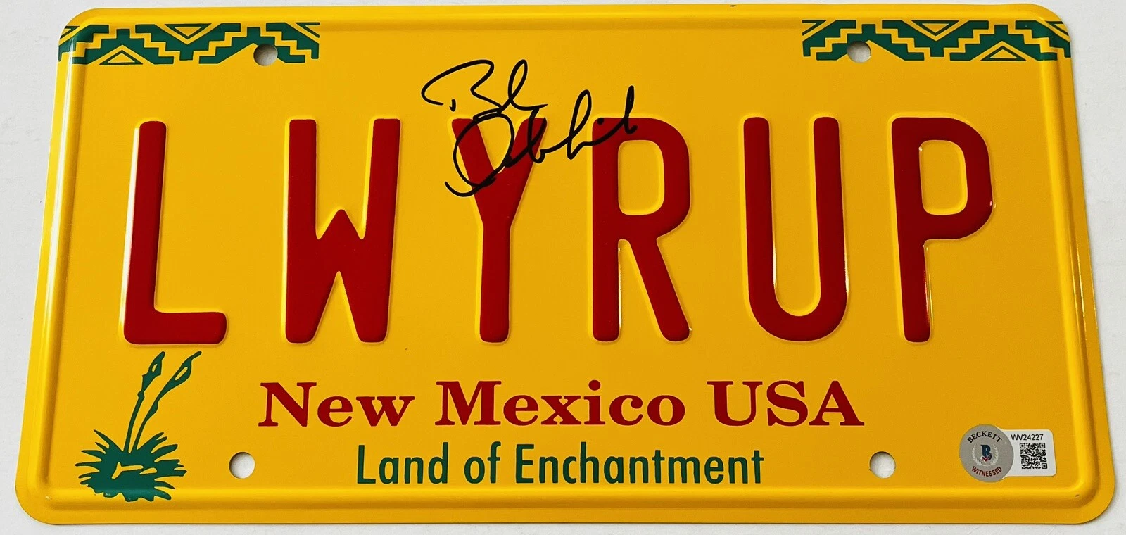 BOB ODENKIRK SIGNED BETTER CALL SAUL GOODMAN LICENSE PLATE BREAKING BAD BAS COA