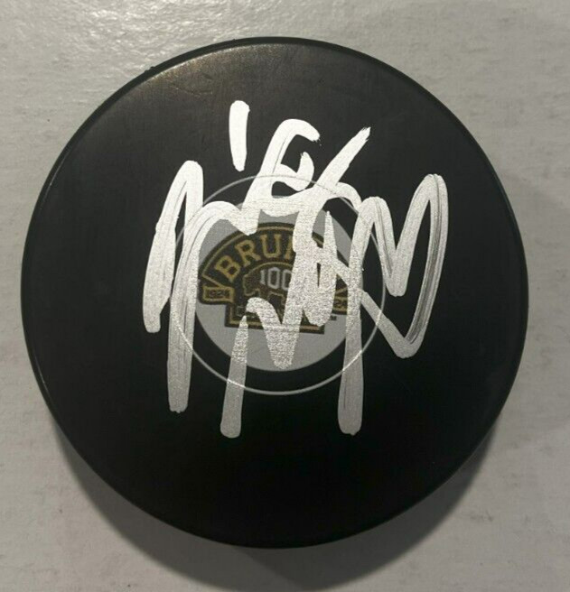 JIM MONTGOMERY SIGNED BOSTON BRUINS 100 YEARS HOCKEY PUCK W/ CASE COA