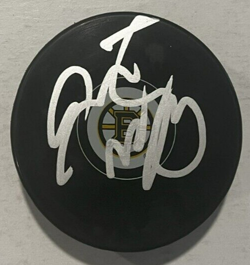 JIM MONTGOMERY SIGNED BOSTON BRUINS HOCKEY PUCK W/ CASE COA