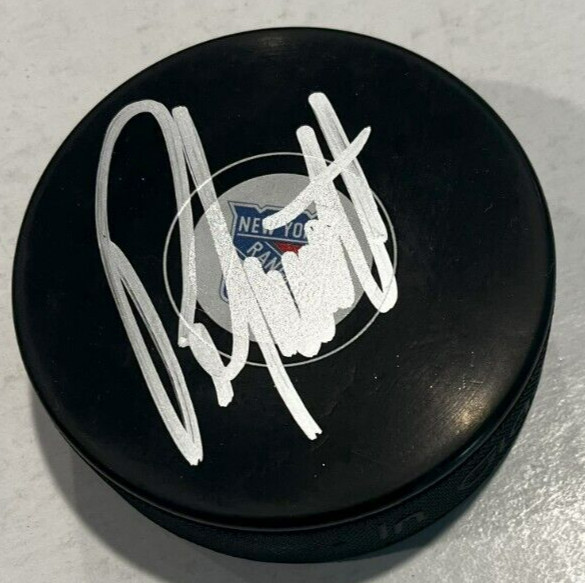 PETER LAVIOLETTE SIGNED NEW YORK RANGERS HOCKEY PUCK W/ CASE COA