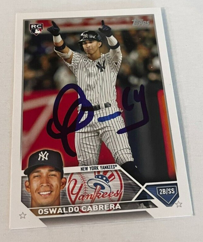 OSWALDO CABRERA SIGNED 2023 TOPPS BASEBALL CARD AUTO