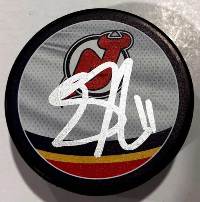 STEFAN NOESEN SIGNED NEW JERSEY DEVILS HOCKEY PUCK W/ CASE COA