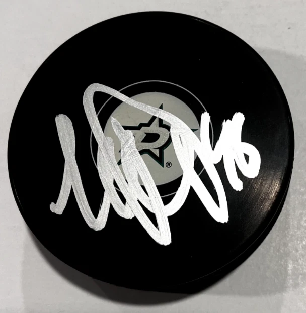 ILYA LYUBUSHKIN SIGNED DALLAS STARS HOCKEY PUCK W/ CASE COA