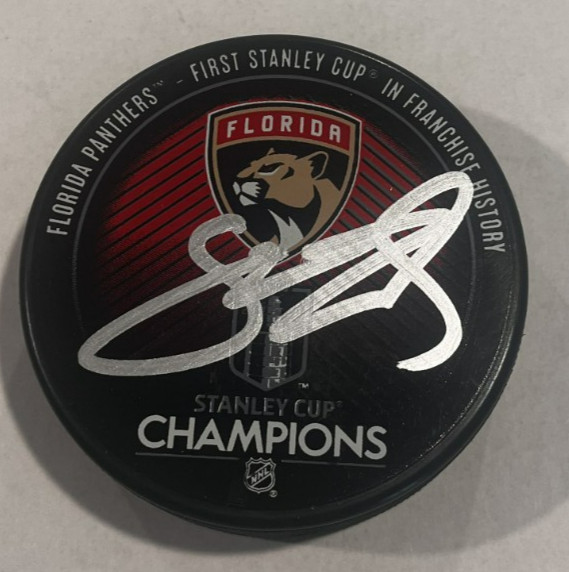 STEVEN LORENTZ SIGNED FLORIDA PANTHERS 2024 STANLEY CUP HOCKEY PUCK W/ CASE COA