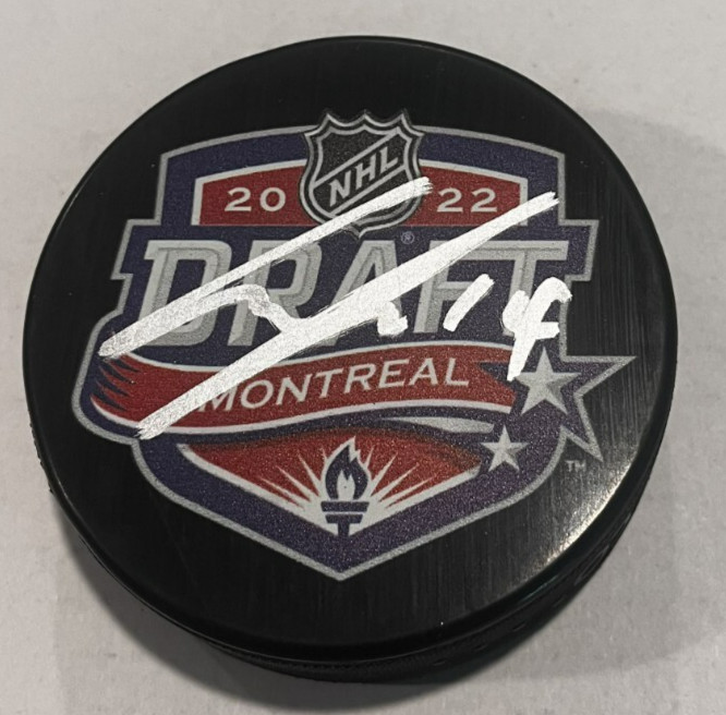 CONOR GEEKIE SIGNED 2022 NHL DRAFT HOCKEY PUCK W/ CASE COYOTES LIGHTNING COA