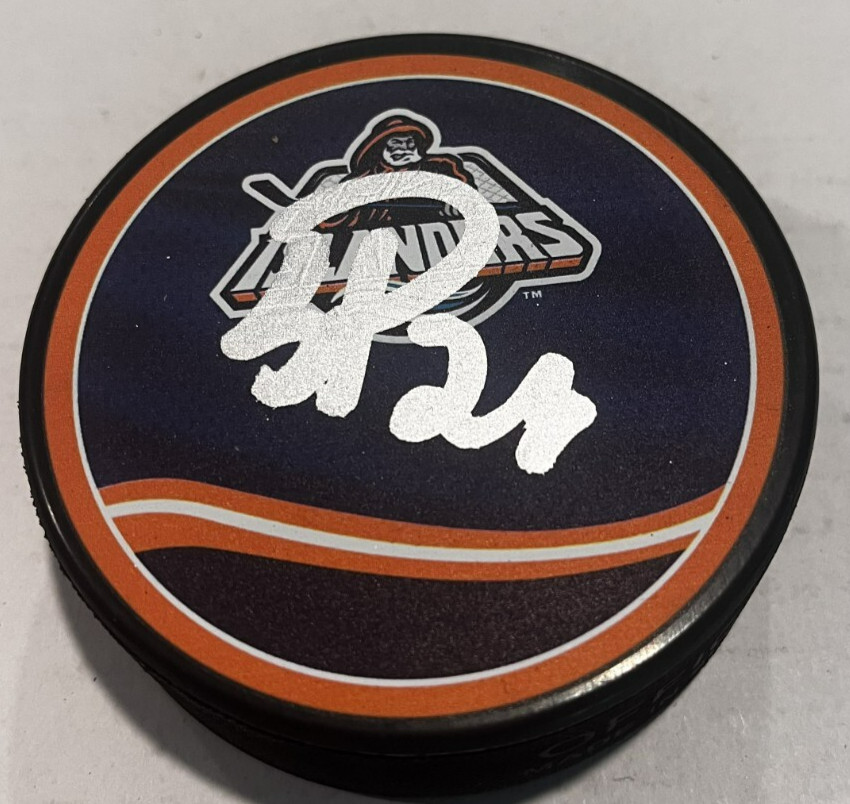 SCOTT PERUNOVICH SIGNED NEW YORK ISLANDERS HOCKEY PUCK W/ CASE COA