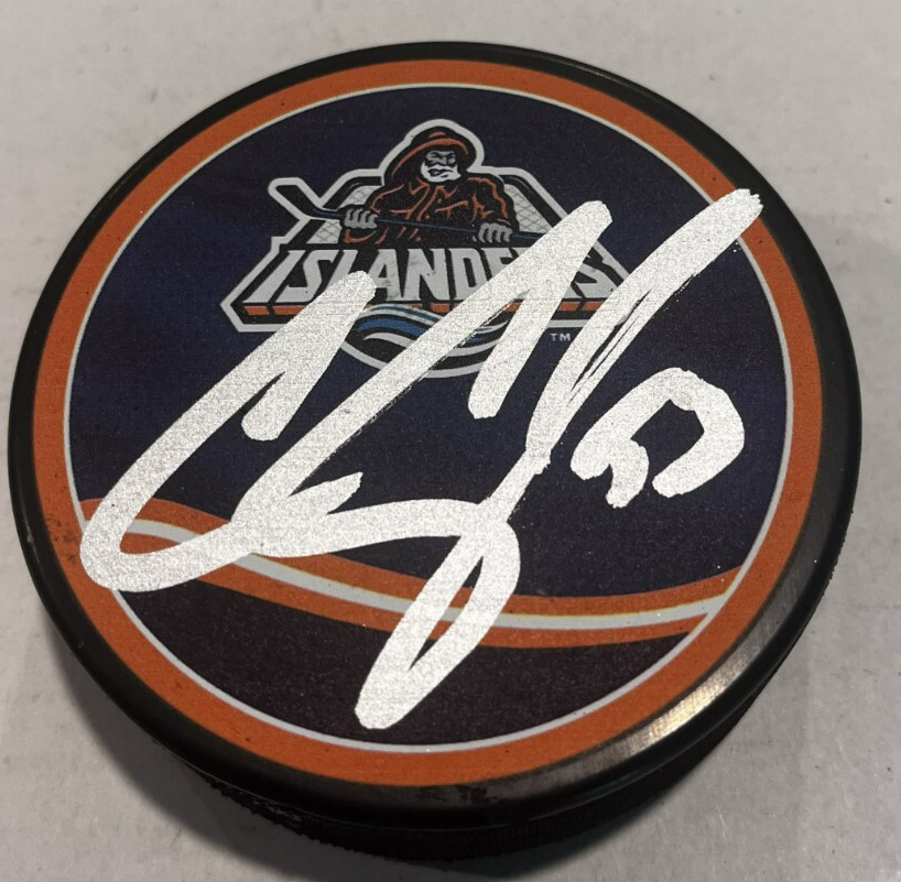 CASEY CIZIKAS SIGNED NEW YORK ISLANDERS HOCKEY PUCK W/ CASE COA