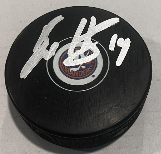 BO HORVAT SIGNED NEW YORK ISLANDERS HOCKEY PUCK W/ CASE COA