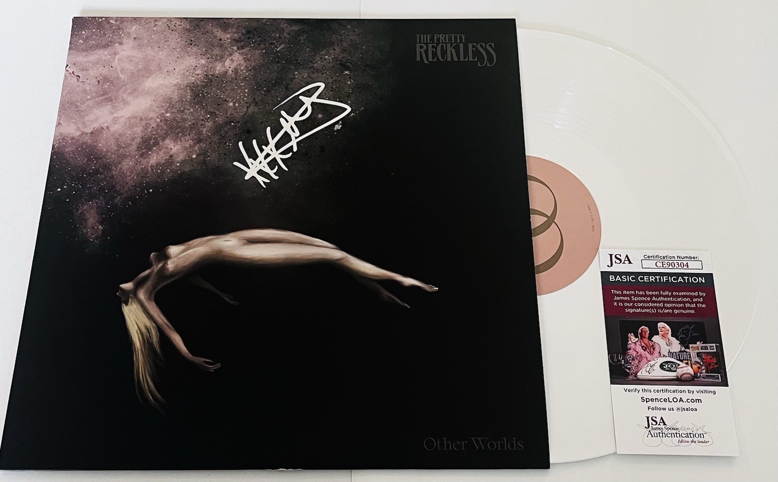 TAYLOR MOMSEN SIGNED THE PRETTY RECKLESS OTHER WORLDS VINYL RECORD ALBUM JSA COA