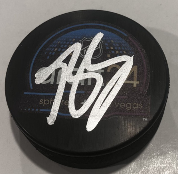 BECKETT SENNECKE SIGNED ANAHEIM DUCKS 2024 NHL DRAFT HOCKEY PUCK W/ CASE COA