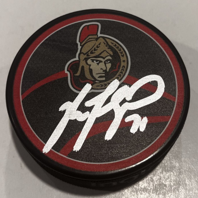 NICK FOLIGNO SIGNED OTTAWA SENATORS HOCKEY PUCK W/ CASE COA