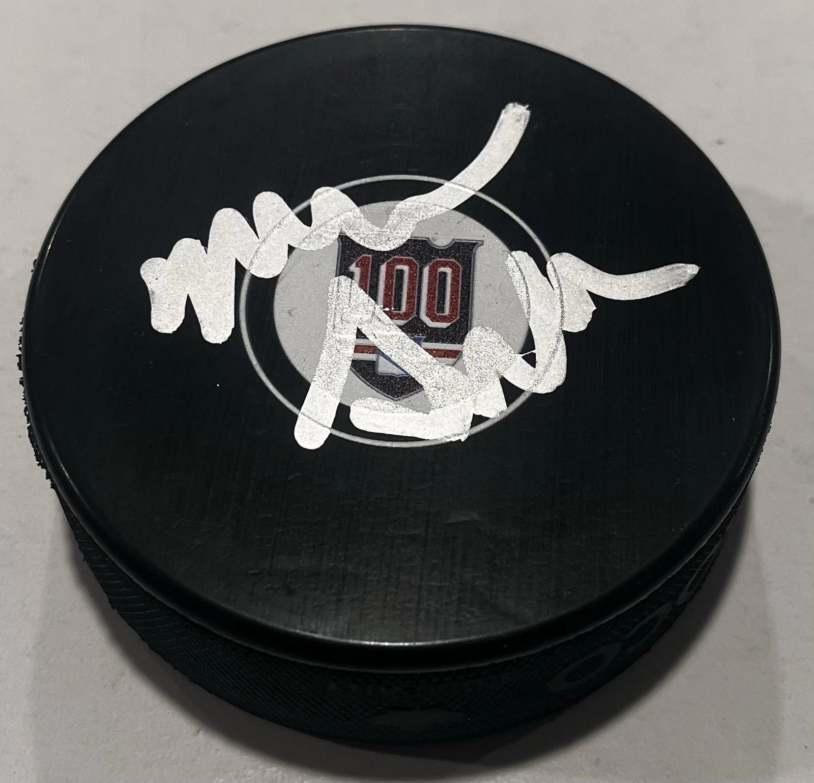 MIKE SULLIVAN SIGNED NEW YORK RANGERS HOCKEY PUCK W/ CASE COA