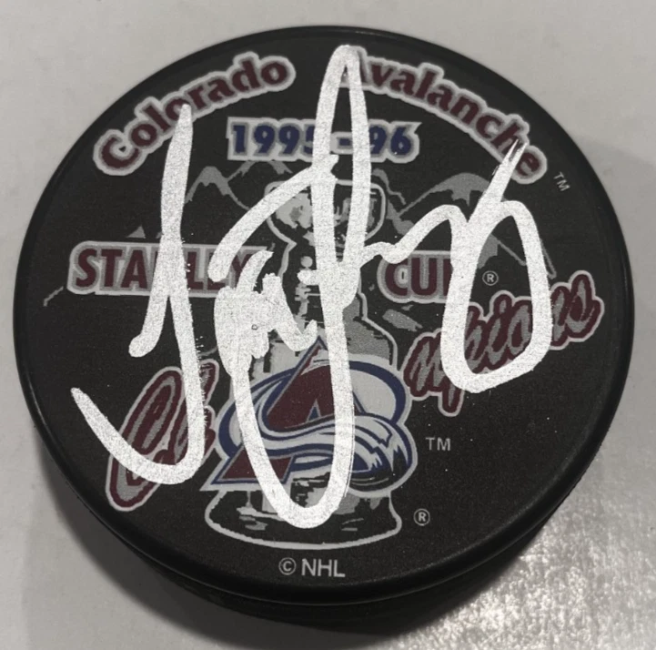 SCOTT YOUNG SIGNED COLORADO AVALANCHE 1996 STANLEY CUP HOCKEY PUCK W/ CASE COA