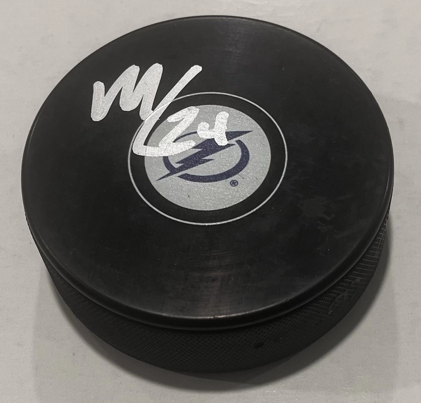 MAXWELL CROZIER SIGNED TAMPA BAY LIGHTNING HOCKEY PUCK W/ CASE MAX COA