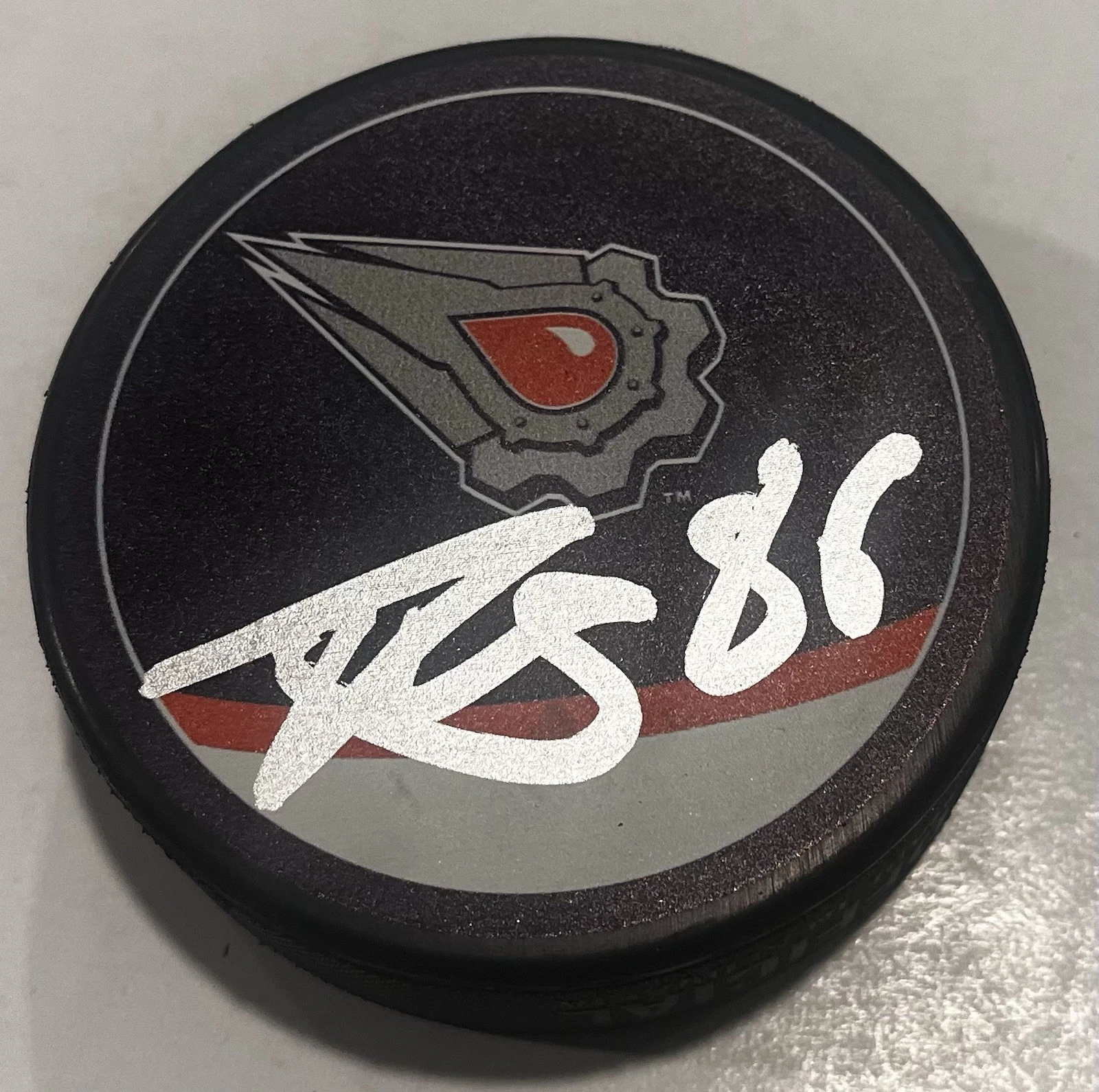 DAVID TOMASEK SIGNED EDMONTON OILERS HOCKEY PUCK W/ CASE COA