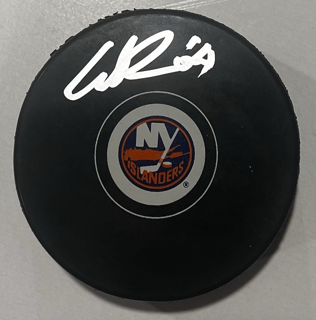 CALUM RITCHIE SIGNED NEW YORK ISLANDERS HOCKEY PUCK W/ CASE COA