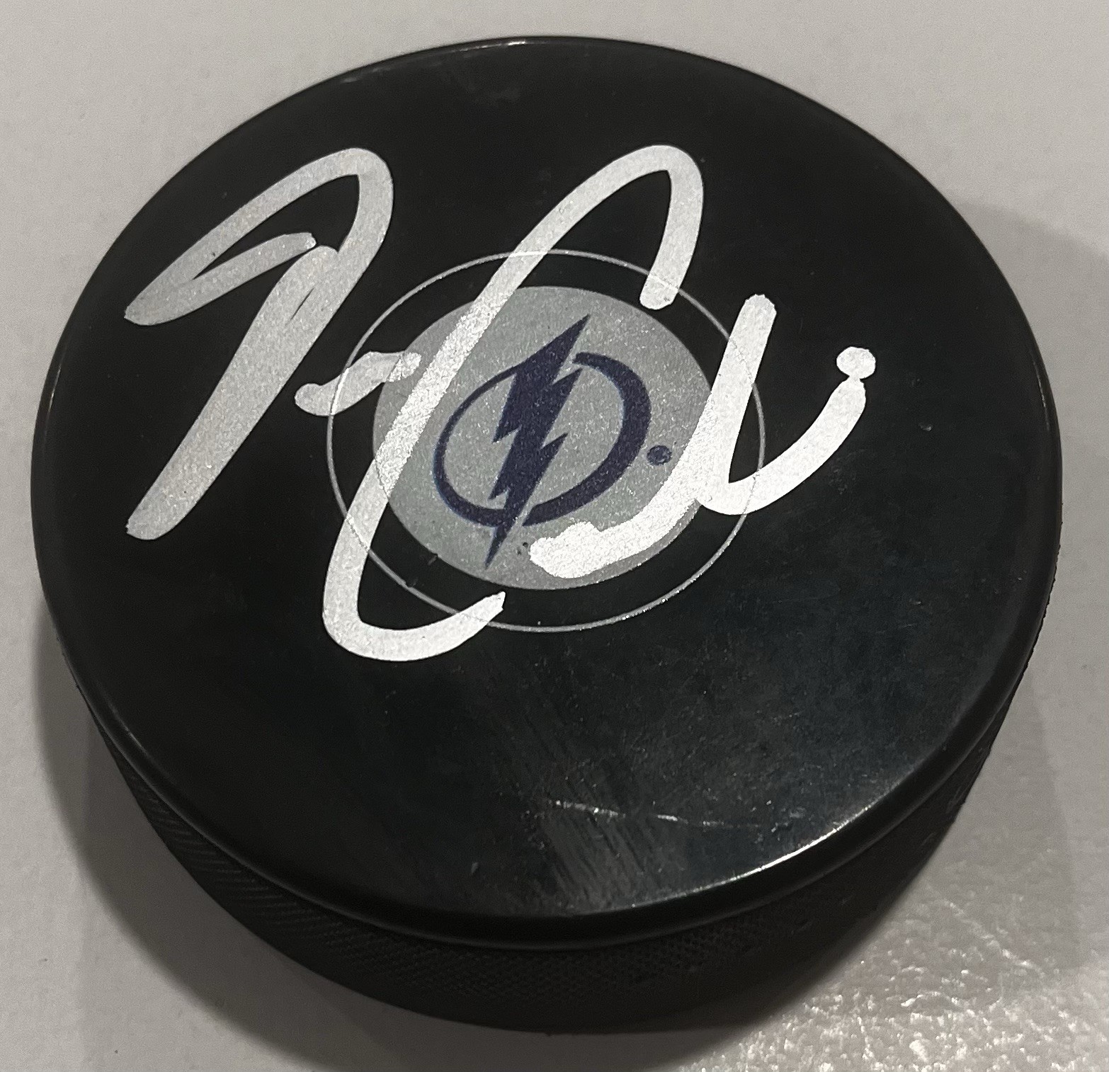 DECLAN CARLILE SIGNED TAMPA BAY LIGHTNING HOCKEY PUCK W/ CASE COA