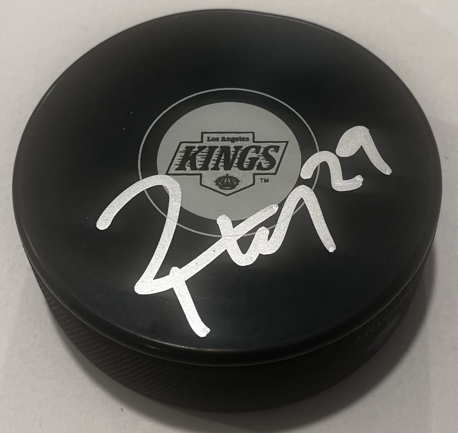 PHEONIX COPLEY SIGNED LOS ANGELES KINGS HOCKEY PUCK W/ CASE COA