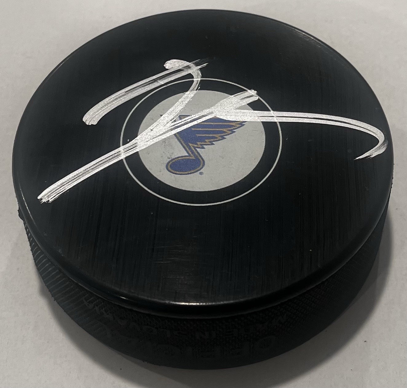 JONATAN BERGGREN SIGNED ST LOUIS BLUES HOCKEY PUCK W/ CASE COA