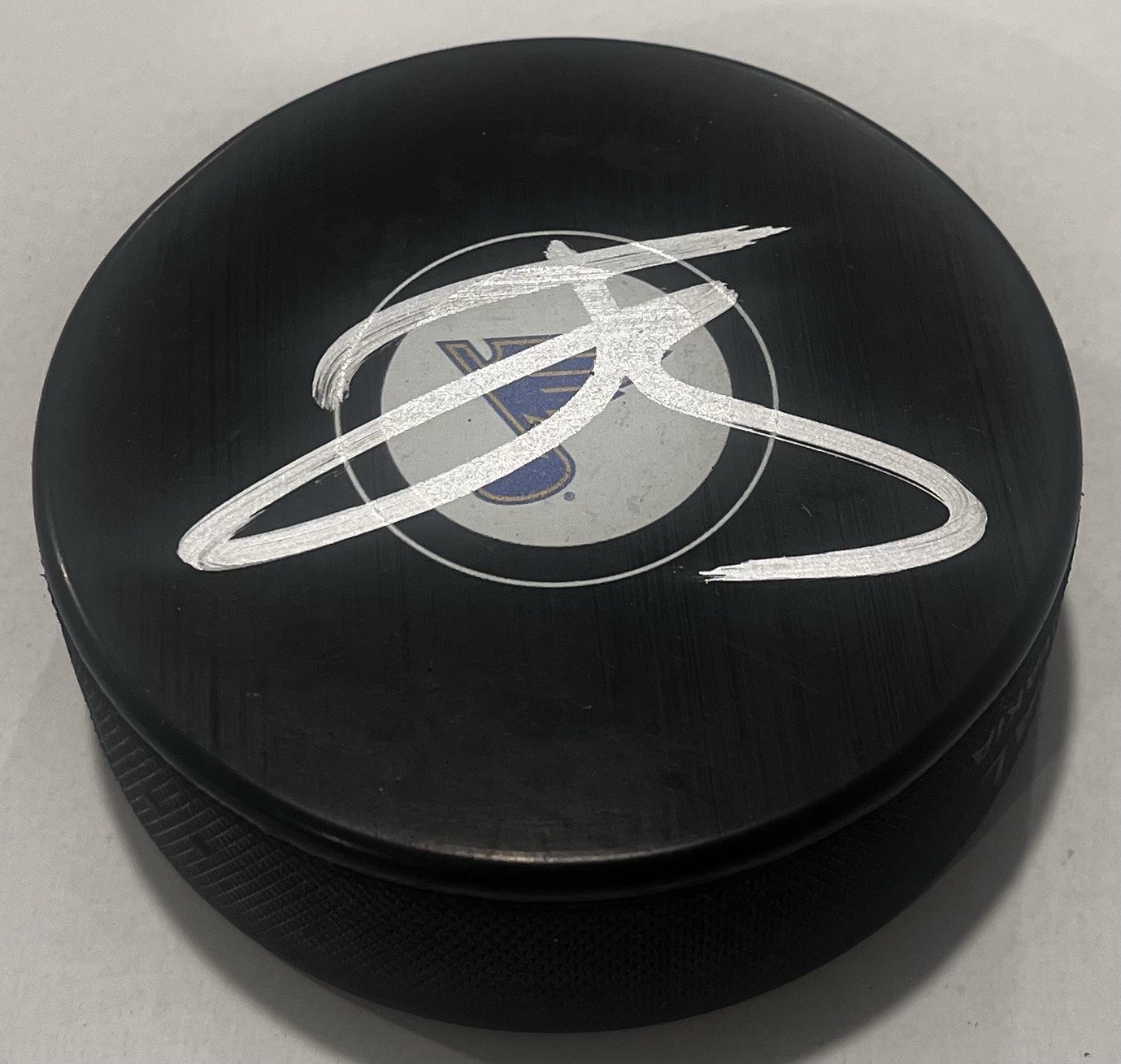 JONATAN BERGGREN SIGNED ST LOUIS BLUES HOCKEY PUCK W/ CASE COA