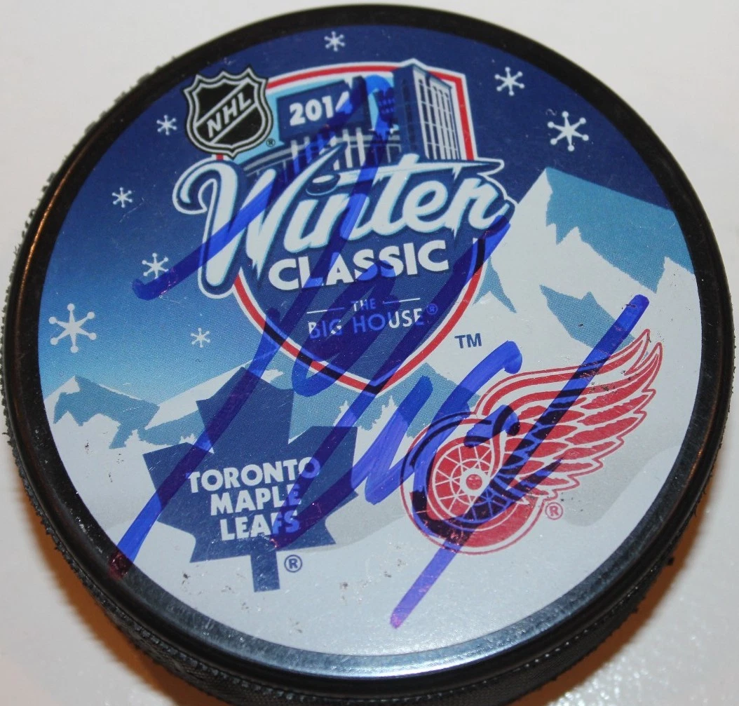 Jakub Kindl signed Red Wings Maple Leafs Winter Classic Puck COA