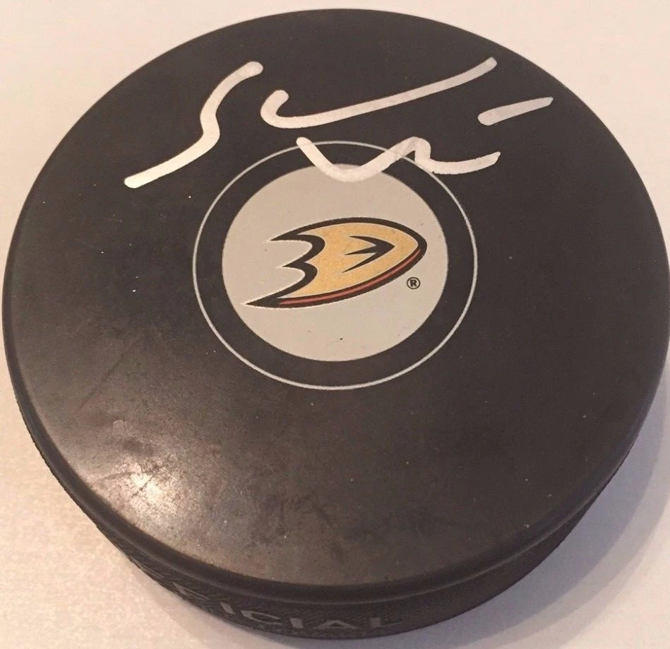 SAMI VATANEN SIGNED ANAHEIM DUCKS PUCK W/CASE COA