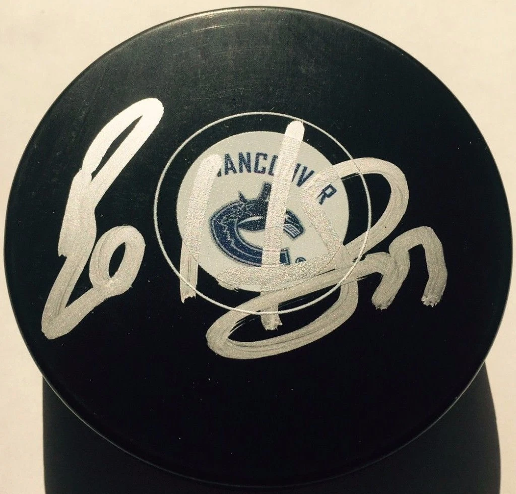 BO HORVAT SIGNED VANCOUVER CANUCKS HOCKEY PUCK W/CASE COA