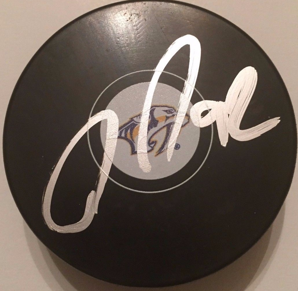RYAN JOHANSEN SIGNED NASHVILLE PREDATORS PUCK W/CASE COA