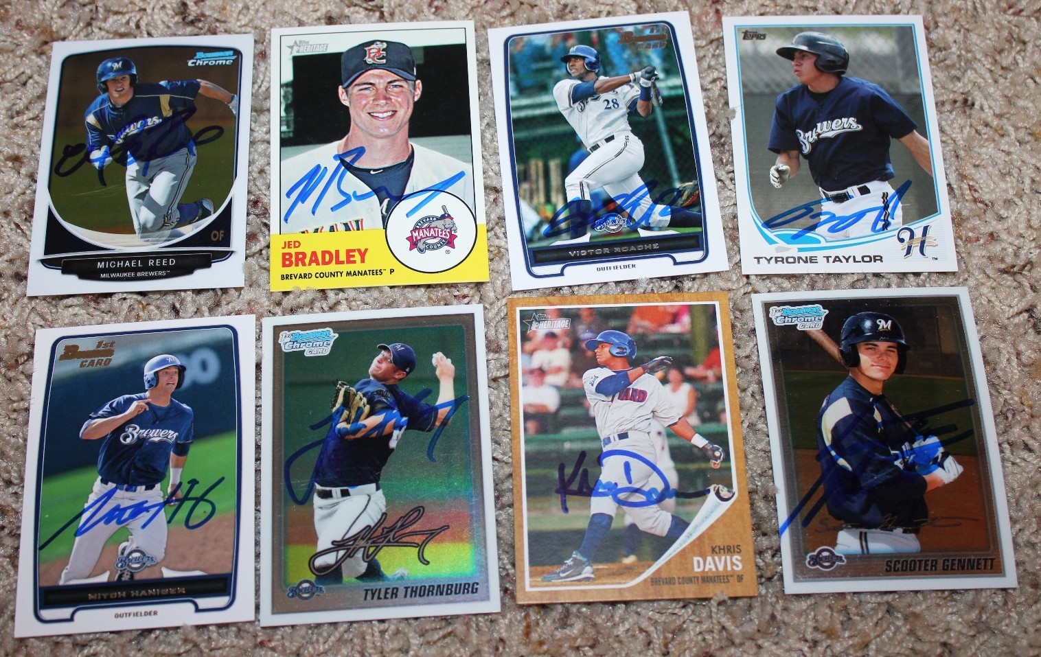 8 Brewers signed card lot Tyrone Taylor Scooter Gennett Khris Davis Haniger