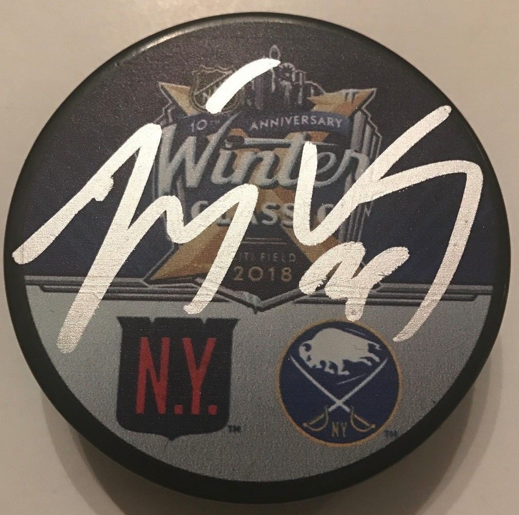 JIMMY VESEY SIGNED 2018 WINTER CLASSIC PUCK W/CASE NEW YORK RANGERS COA