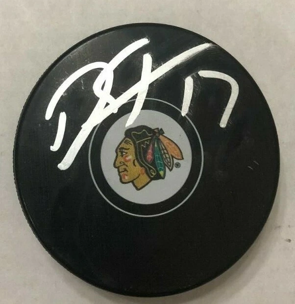 DYLAN STROME SIGNED CHICAGO BLACKHAWKS HOCKEY PUCK W/ CASE COA
