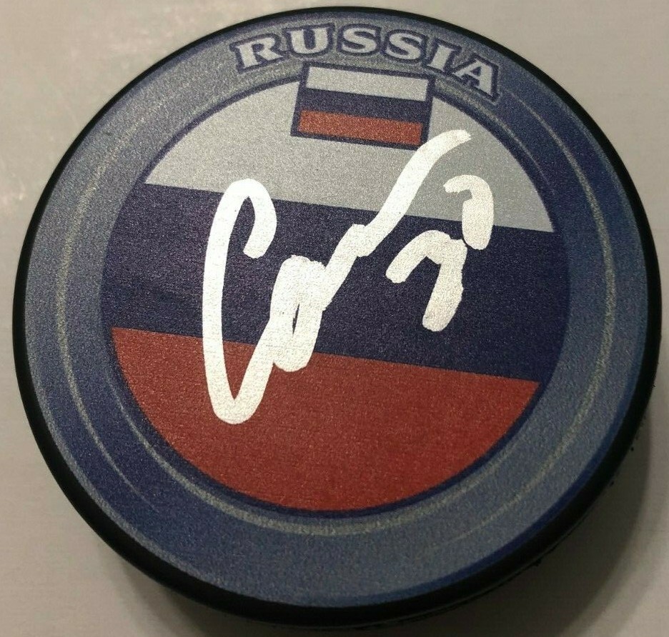 ILYA SAMSONOV SIGNED RUSSIA HOCKEY PUCK W/ CASE TORONTO MAPLE LEAFS CAPITALS COA