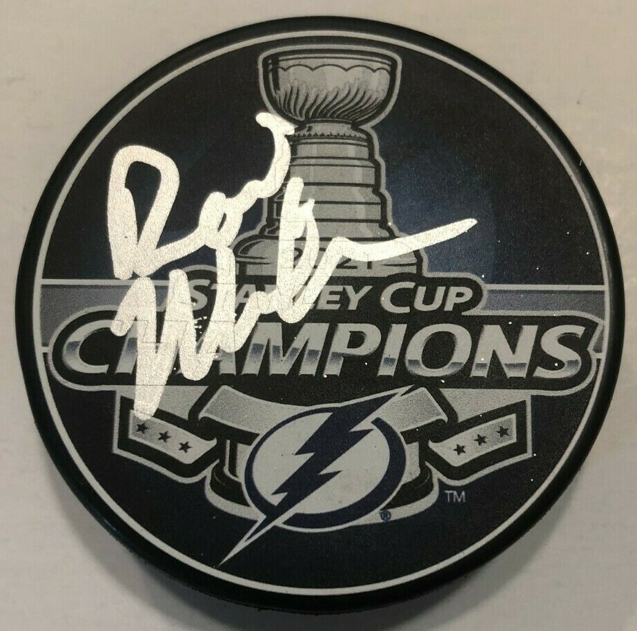 DAVE MISHKIN SIGNED 2021 STANLEY CUP PUCK W/ CASE TAMPA BAY LIGHTNING COA