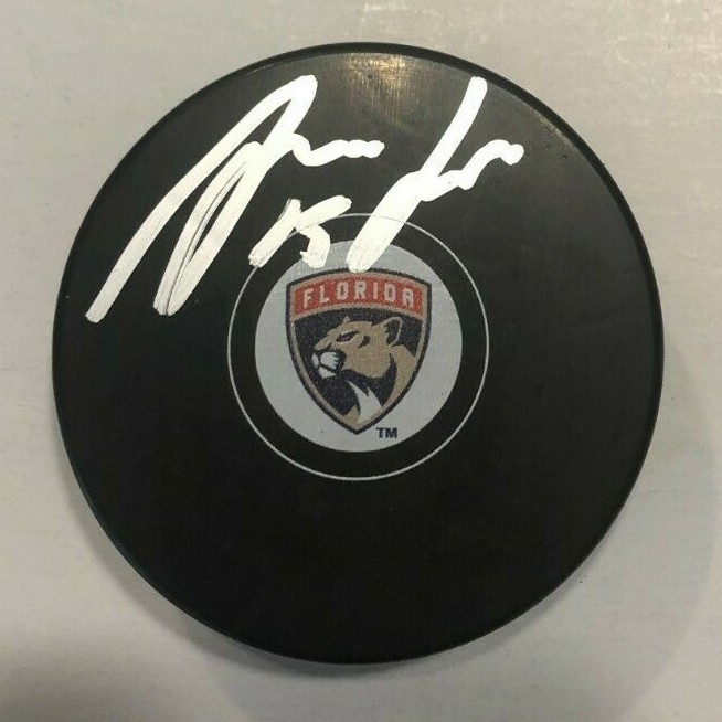 ANTON LUNDELL SIGNED FLORIDA PANTHERS HOCKEY PUCK W/ CASE COA
