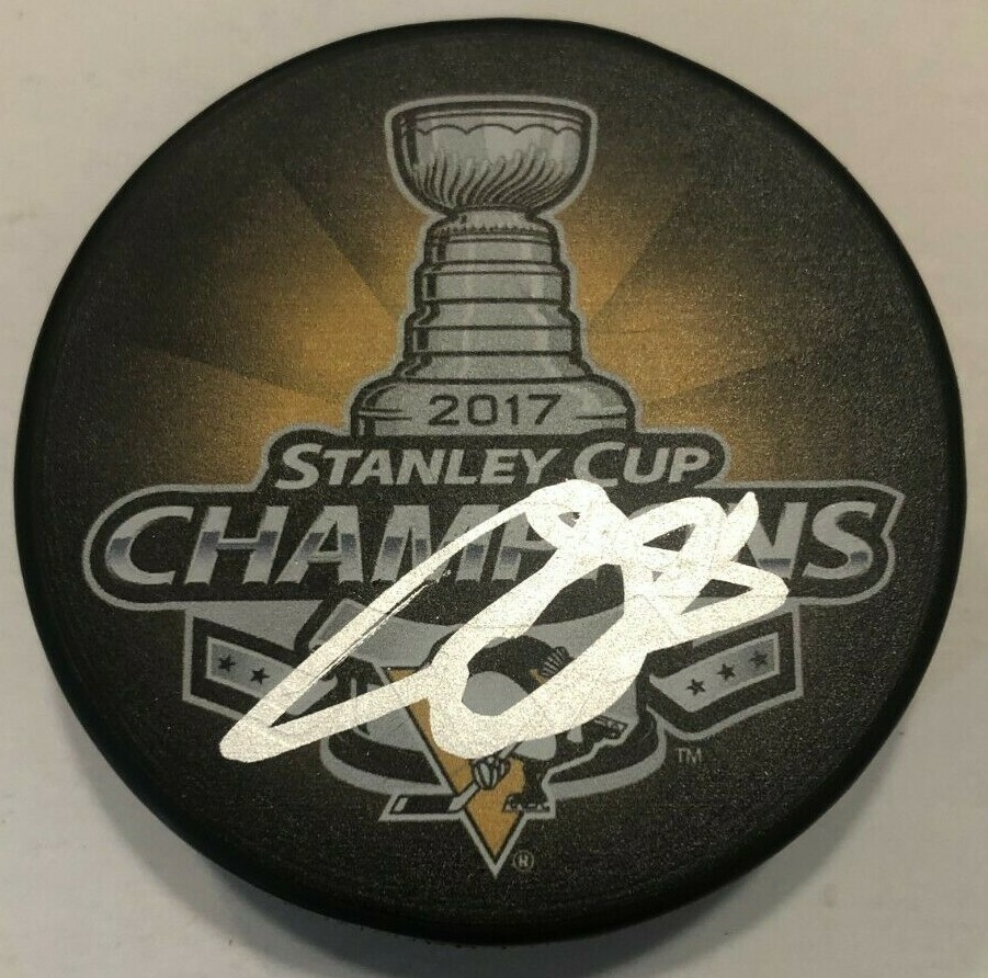 IAN COLE SIGNED 2017 STANLEY CUP HOCKEY PUCK W/ CASE PITTSBURGH PENGUINS COA