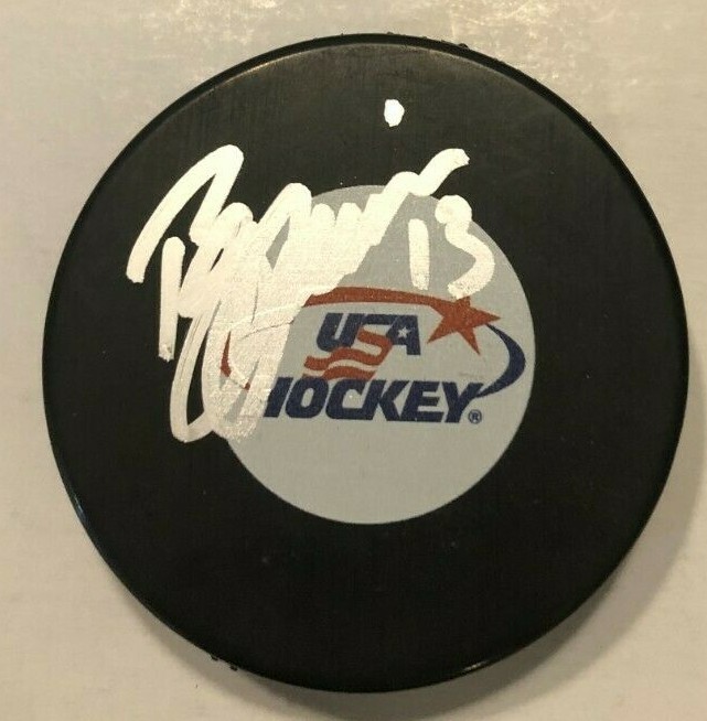 BILL GUERIN SIGNED USA HOCKEY PUCK W/ CASE DEVILS STARS BLUES BRUINS WILD COA