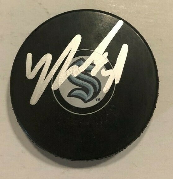 YANNI GOURDE SIGNED SEATTLE KRAKEN HOCKEY PUCK W/ CASE COA COLLECTIBLE MEMORABILIA