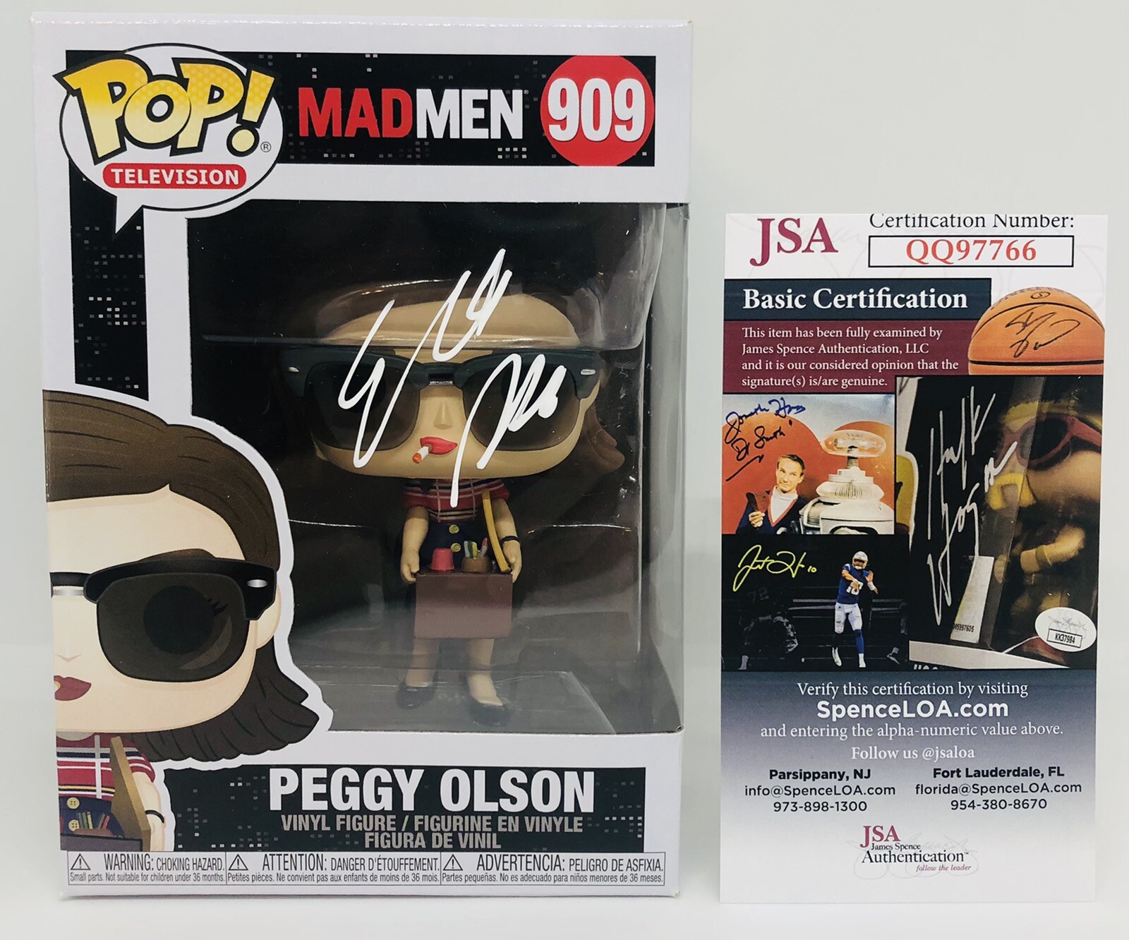 ELISABETH MOSS SIGNED PEGGY OLSON POP FUNKO FIGURE MAD MEN PROOF JSA COA