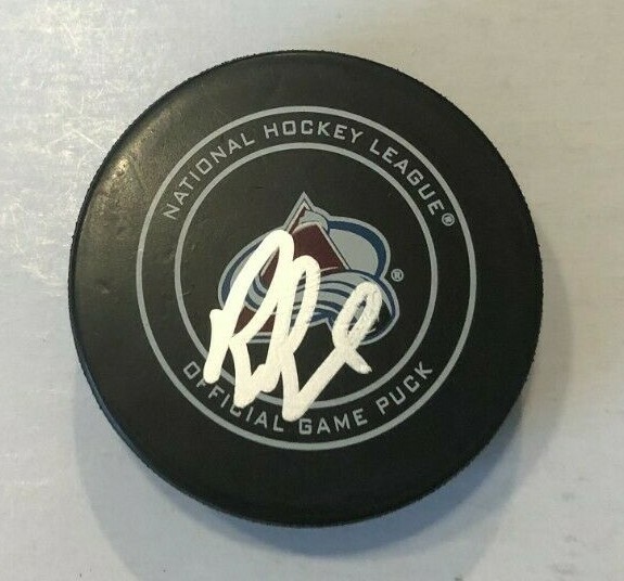 ROB BLAKE SIGNED COLORADO AVALANCHE OFFICIAL GAME HOCKEY PUCK W/ CASE COA