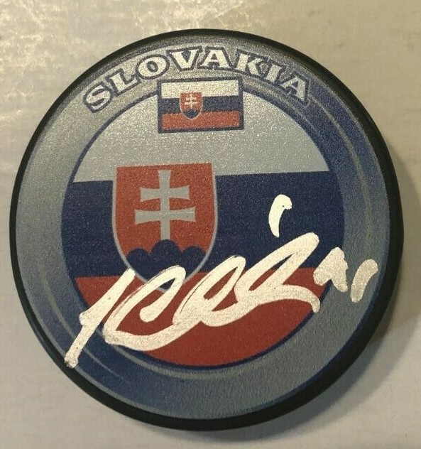 JAROSLAV HALAK SIGNED SLOVAKIA HOCKEY PUCK W/ CASE CANUCKS CANADIENS BRUINS COA