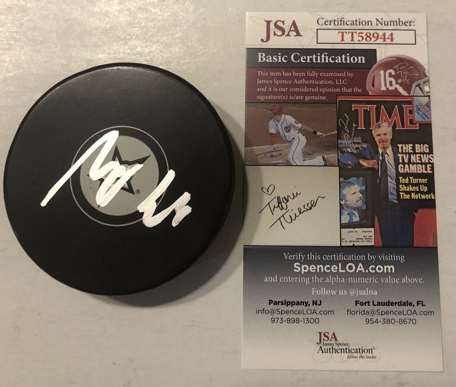 MIRO HEISKANEN SIGNED DALLAS STARS HOCKEY PUCK W/ CASE JSA COA
