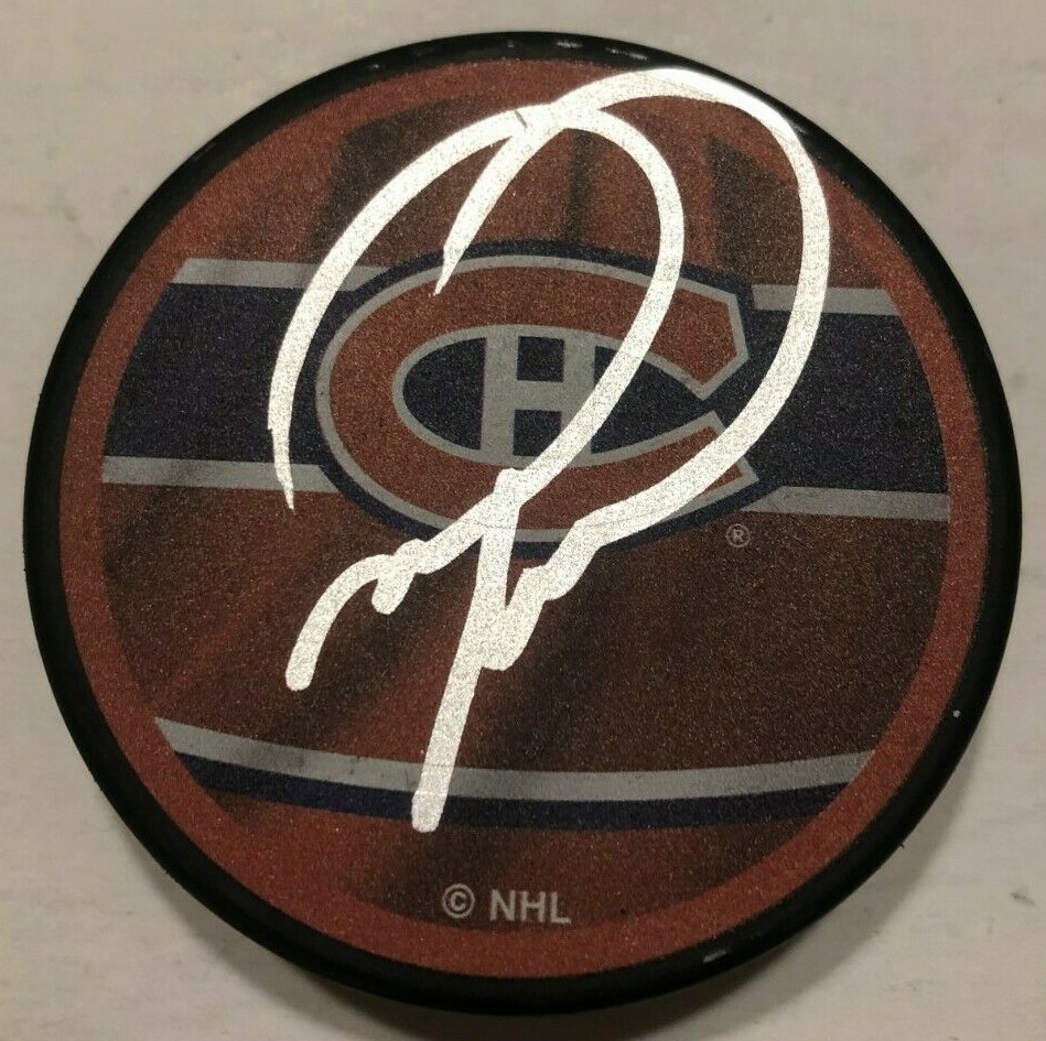 MARK RECCHI SIGNED MONTREAL CANADIENS HOCKEY PUCK W/ CASE COA