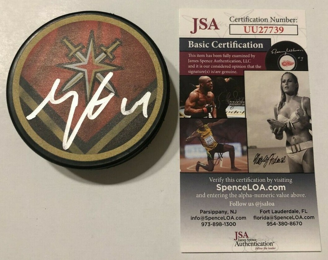 MAX PACIORETTY SIGNED VEGAS GOLDEN KNIGHTS HOCKEY PUCK W/ CASE JSA COA
