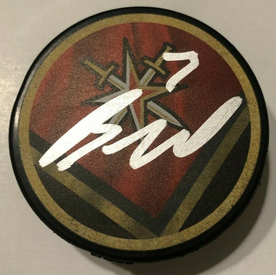 BRAYDEN MCNABB SIGNED VEGAS GOLDEN KNIGHTS HOCKEY PUCK W/ CASE COA